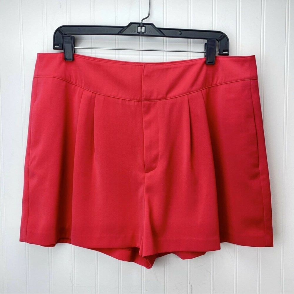 EUC Jennifer Lopez pleated high rise shirts